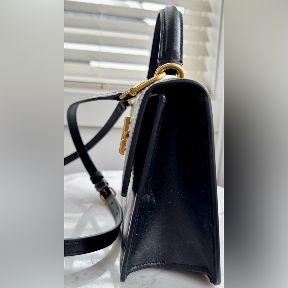 Off-White Virgil Abloh Bag [collectible] - Picture 5 of 9